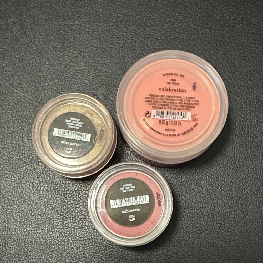 bareMinerals trio - Picture 2 of 8